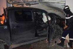 تيارت: انحراف سيارة واصطدامها بمحل تجاري بحي 246مسكن