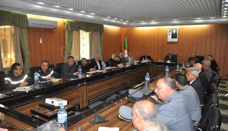 والي سطيف ينصب خلية أزمة للمتابعة والوقاية من فيروس كورونا