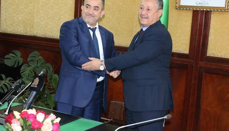 وزير الموارد المائية أرزقي براقي يتسلم مهامه