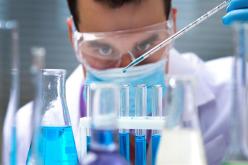 الصحة العالمية: الباحثون يواصلون تجاربهم لإيجاد عقار يقضي على كورونا