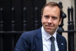 وزير الصحة البريطاني يعلن إصابته بفيروس كورونا