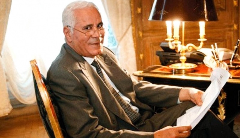 رجل الأعمال مهري يتبرع بنصف مليون دولار ويفاوض لاقتناء معدات طبية ضد كورونا