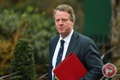 وزير الدولة البريطاني لشؤون اسكتلندا يعلن إصابته بكورونا