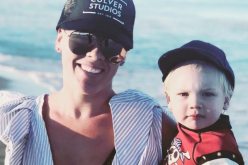 المغنية الأمريكية بينك تعلن اصابتها هي وابنها بكورونا