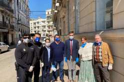 بالصور.. الرعايا الاسبانيون يتجهون من وهران نحو العاصمة تحسبا لمغادرتهم الجزائر غدا