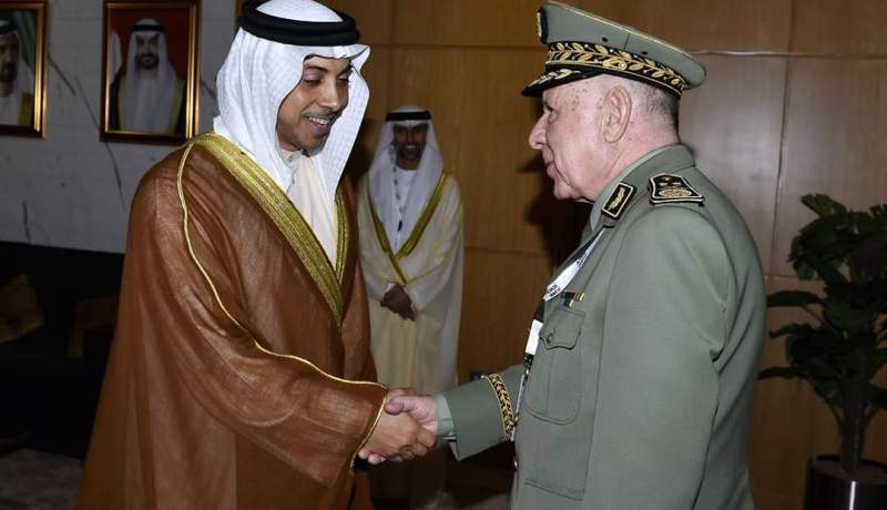 اللواء شنقريحة ونظيره الإماراتي يستعرضان مجالات التعاون بين الجيشين وآفاق تطويرها