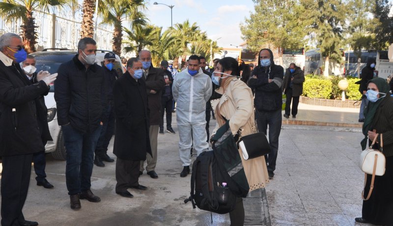 سطيف: تسريح المواطنين محل الحجر الصحي ونقلهم الى مقر سكناهم