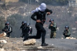 إصابات واعتقالات وسط الفلسطينيين خلال مواجهات في القدس