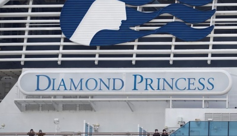 بريطانيا: إصابة 4 أشخاص بكورونا كانوا بسفينة “دايموند برينسيس”