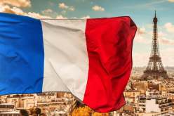 جزائريتان مهددتان بالترحيل من فرنسا والحرمان من البكالوريا بسبب أوراق الإقامة