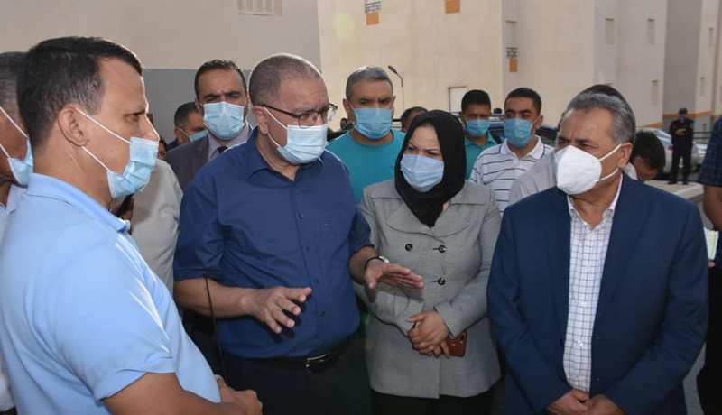 والي معسكر يوجه إعذارا للمؤسسة الصينية المكلفة بمشروع 860 وحدة سكنية