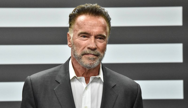 أرنولد شوارزنيجر يطالب بتعويض 10 ملايين دولار لاستخدام صورته على روبوت