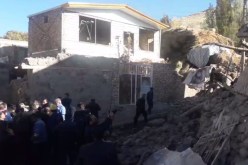 إيران: وفاة 6 أشخاص وإصابة 300 آخرين في زلزال