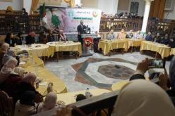 بن قرينة يطالب برفع أجر المرأة وتقليص ساعات العمل وزيادة فترة عطلة الأمومة