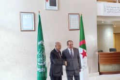 بوقادوم يستقبل الأمين العام لجامعة الدول العربية