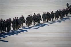 القوات الأمريكية وحلف الناتو تنطلقان في الخروج من أفغانستان