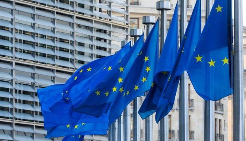 الاتحاد الأوروبي يعلن فتح حدوده أمام جميع المسافرين الذين تلقوا لقاح كورونا