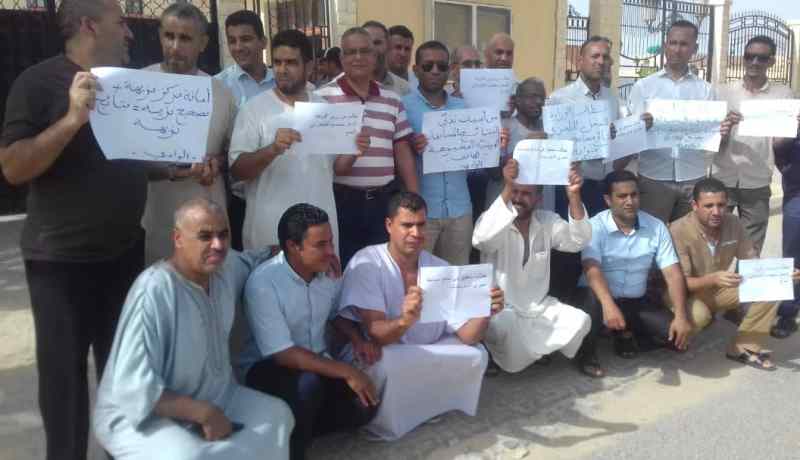 احتجاج العشرات من المترشحين في مسابقة منصب مدير متوسطة بالوادي