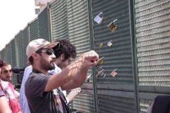 ظاهرة أقفال الحب..جسر تليملي من الانتحار إلى الحب