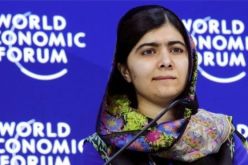 الناشطة ملالا يوسف زاي تعود إلى باكستان للمرة الأولى منذ محاولة اغتيالها