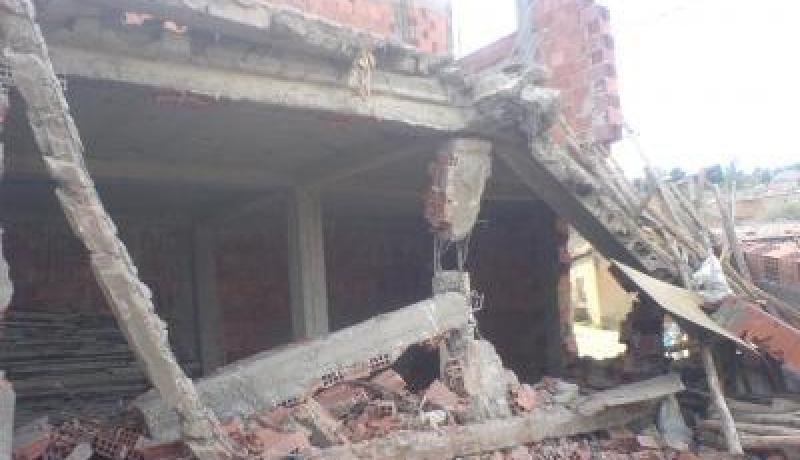 هدم حوالي 100 مسكن منجز بدون رخصة بتيسمسيلت