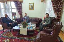 سفير الجزائر بأنقرة يعرض على المدير العام لشركة “أوزومجو” فرص الاستثمار بالمعدات الطبية