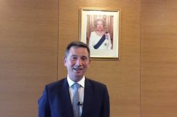 سفير بريطانيا لدى الجزائر يرحب ببحث تطوير شراكة رابح-رابح بين البلدين