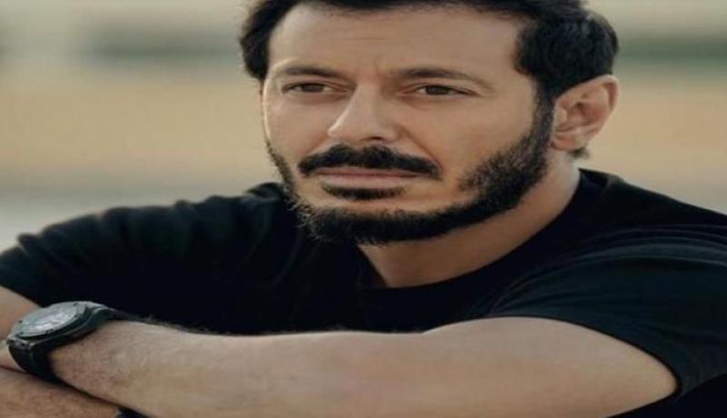 الفنان المصري مصطفى شعبان يوجه رسالة للمنتخب الجزائري