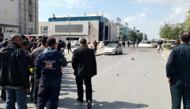 5 جرحى في تفجير انتحاري قرب السفارة الأمريكية بتونس