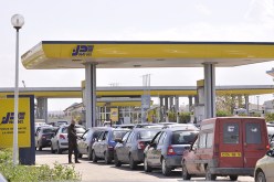 مدير فرع التسويق بشركة نفطال: محطات البنزين ستبقى مفتوحة وغلقها مجرد إشاعة