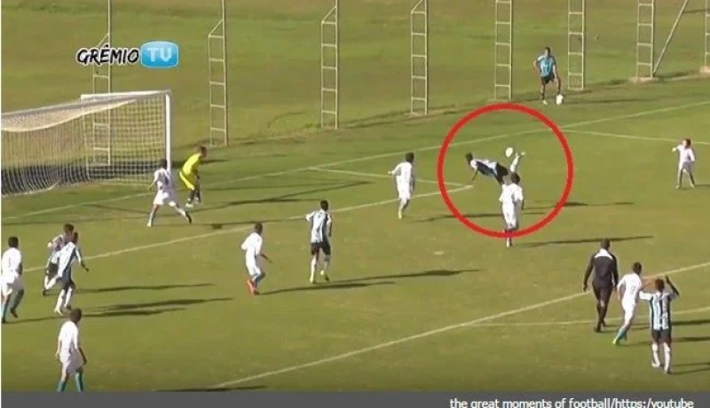 بالفيديو.. شاهد هدف برازيلي خرافي