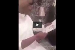 بالفيديو .. شاب يتلقى هدية مرعبة في عيد ميلاده