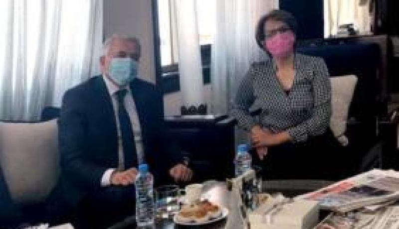 وزيرة الثقافة ووزير العمل يدرسان وضعية الفنانين الجزائريين