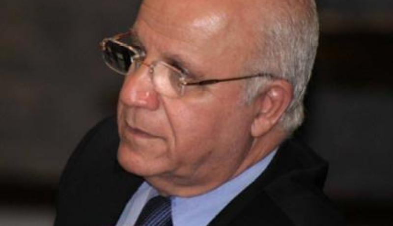 مدلسي يقدم واجب العزاء بسفارة مصر إثر وفاة البابا شنودة الثالث