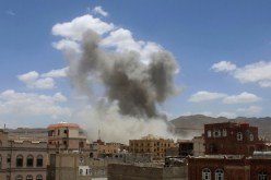 مقتل 15 شخص في غارات جوية للتحالف في اليمن
