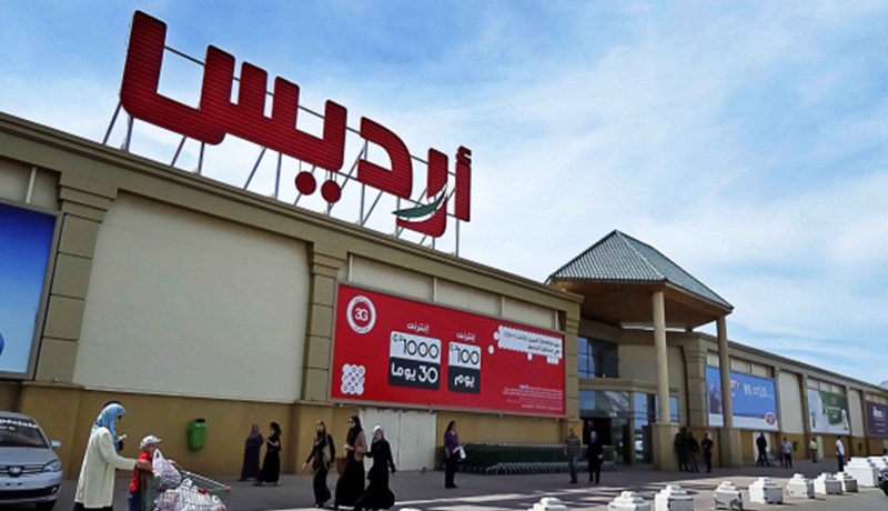 كاميرات مراقبة تضبط حسناء تسرق شوكلاطة من المركز التجاري”أرديس” بالعاصمة