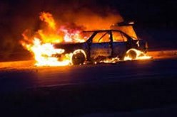 جيجل : شخص يحرق سيارته بالقرب من مقر الدرك الوطني بسيدي معروف