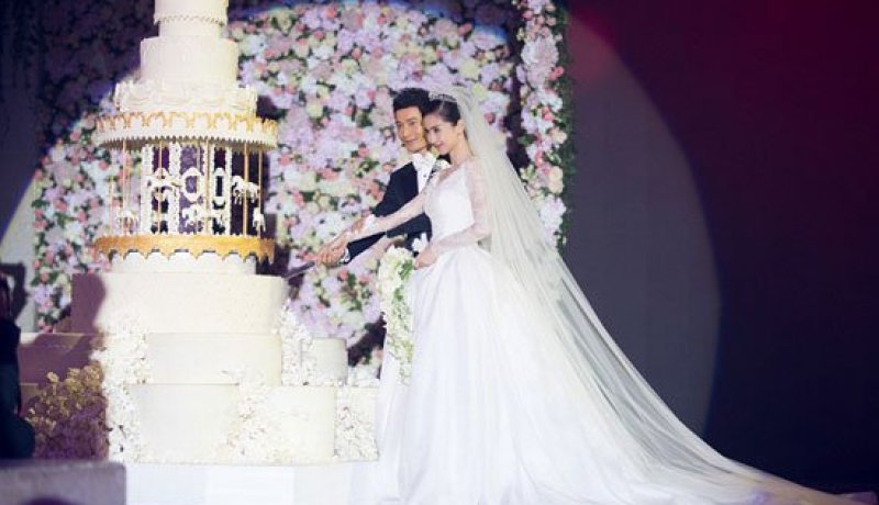 بالصور في أجمل زفاف بالعالم كيم كارديشيان الصينية تقيم فرحا أسطوريا بـ20مليون دولار