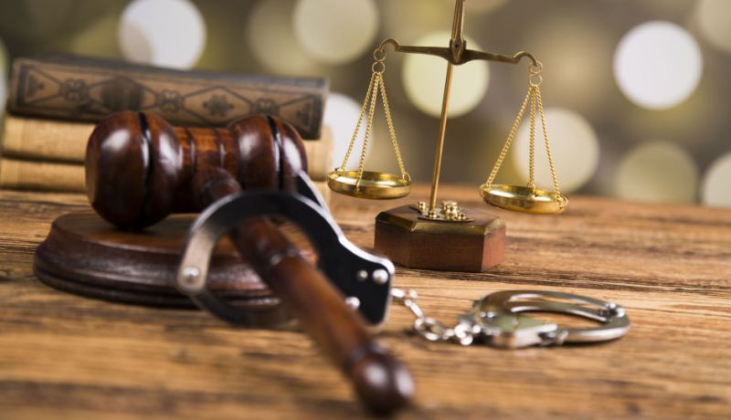 توقيف سيناتور متلبسا بتلقي رشوة في تيبازة