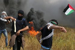 استشهاد فلسطيني وإصابة 37 آخرين خلال مسيرة العودة جنوب قطاع غزة