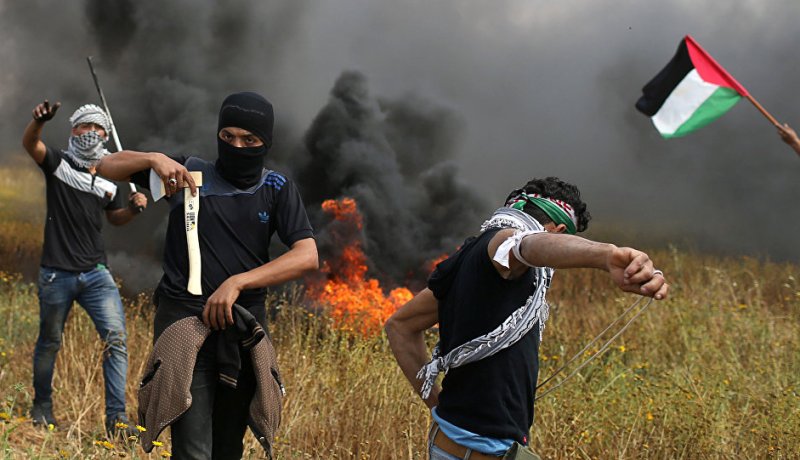 استشهاد فلسطيني وإصابة 37 آخرين خلال مسيرة العودة جنوب قطاع غزة