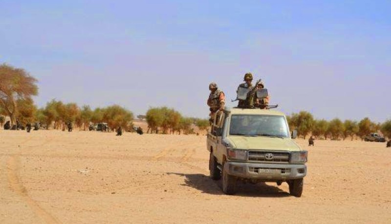 وحدات الجيش الوطني الشعبي تلقي القبض على 23 فردا من جنسية نيجيرية بالقرب من عين قزام