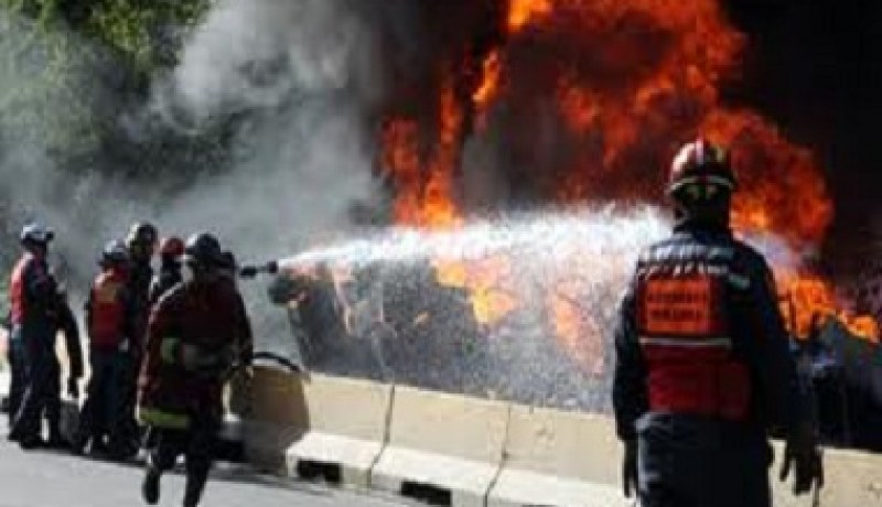 مقتل 5 أشخاص وإحراق عشرات المنازل في اشتباكات طائفية بنيجيريا