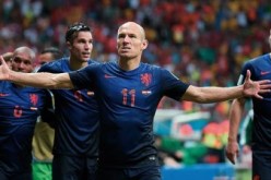 هولندا تنتقم بأقسى طريقة من الاسبان وتسحق كبريائهم بخماسية