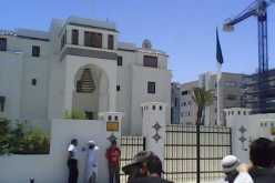 السفارة الجزائرية تؤكد عدم وجود ضحايا جزائريين في الهجوم على منتجع بتونس