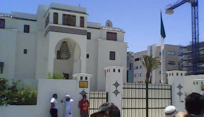 السفارة الجزائرية تؤكد عدم وجود ضحايا جزائريين في الهجوم على منتجع بتونس