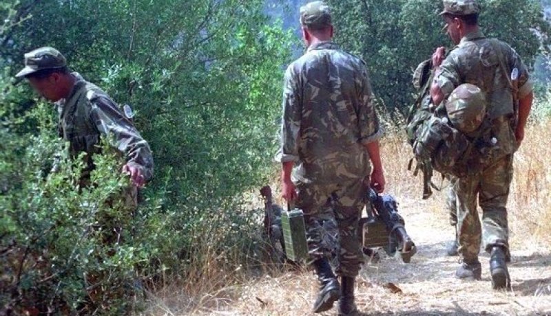 كشف وتدمير 4 قنابل تقليدية الصنع بتيبازة