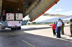 بالصور.. الهلال الاحمر الجزائري يقدم 90 طن من المساعدات للشعب المالي