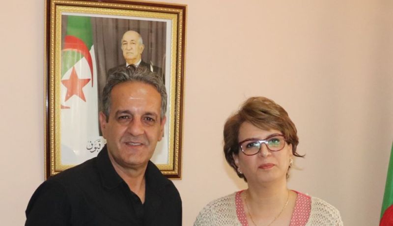 بعدما قرر إعتزال الفن.. وزيرة الثقافة تستقبل عمر ثايري