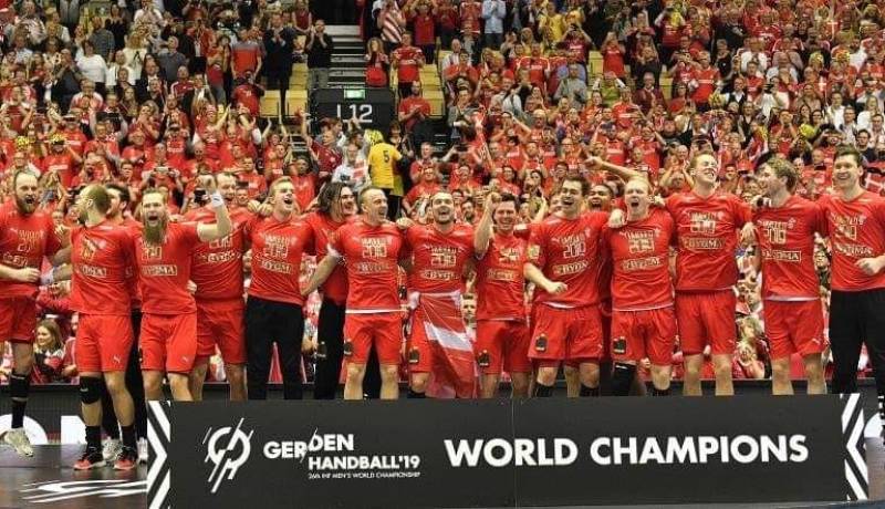 الدانمارك تتوج بالبطولة العالمية لكرة اليد
